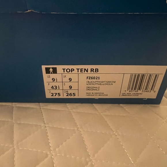 Adidas Men running shoes - Picture 5 of 8